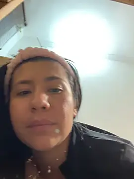 kim_monti webcam