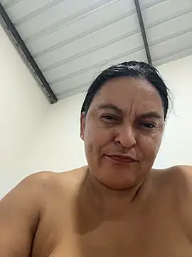 Horny-Mommy-Dirty webcam