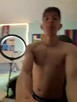 heyy_noah11 webcam
