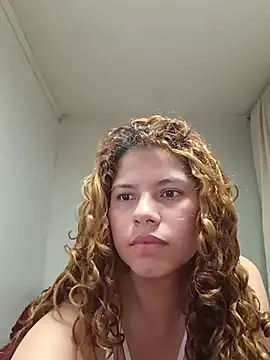 EmilyCm webcam