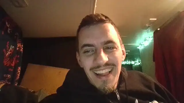 luverrboyy webcam