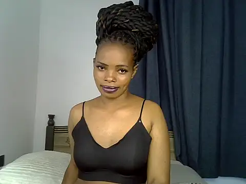 Naughtytrixxie webcam