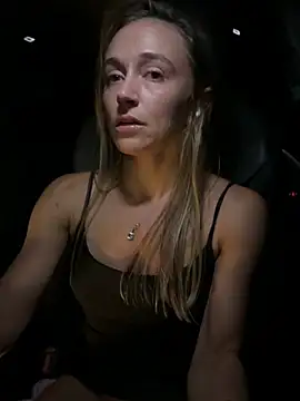 lunagirl13 webcam