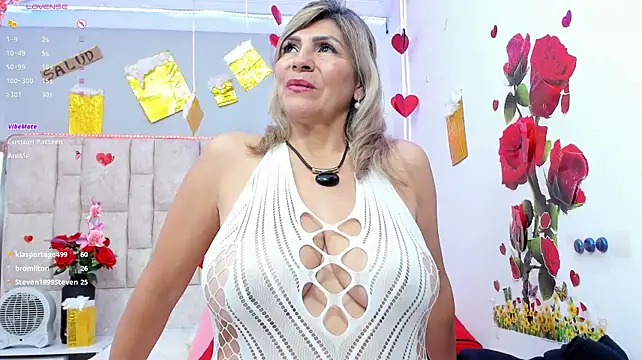 Celeste_Lincon webcam