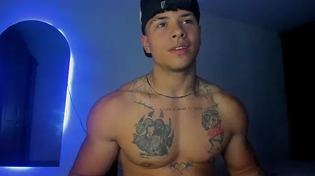 Dominic_Biker__ webcam