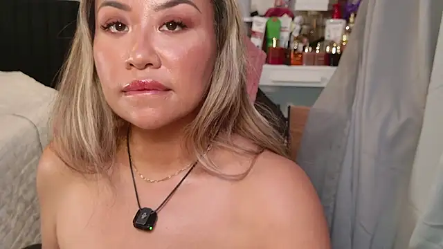 SpikedBella