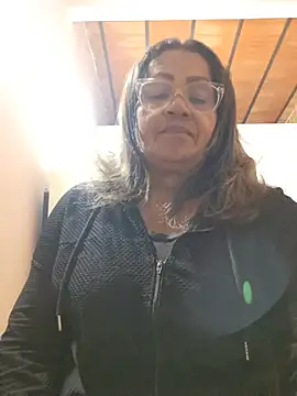 Vickyfox_ live cam on StripChat