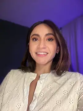 Lovinggirl_ webcam