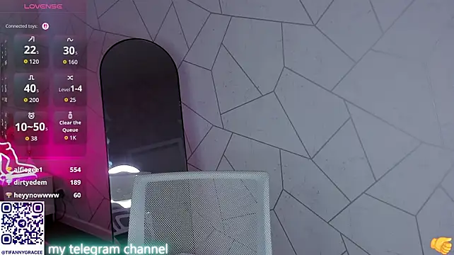 Tiffany-Grace webcam
