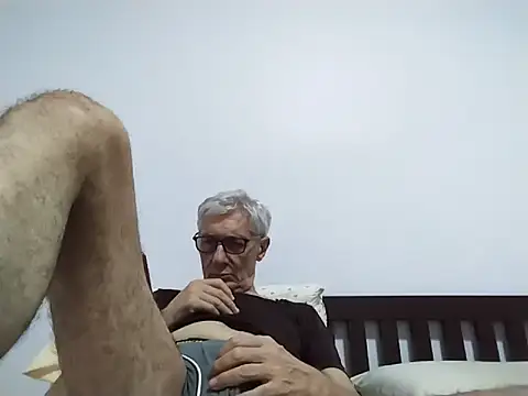 BIGUNCUTHARDCOCK webcam