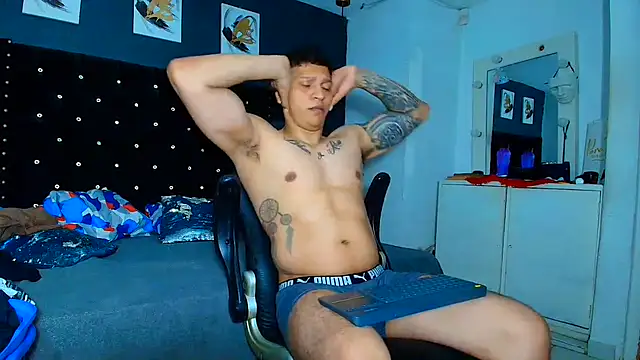 ethan_dalton_ live cam on StripChat