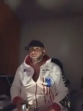SmokedAlloy2 live cam on StripChat