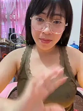 -Lyly_69 webcam