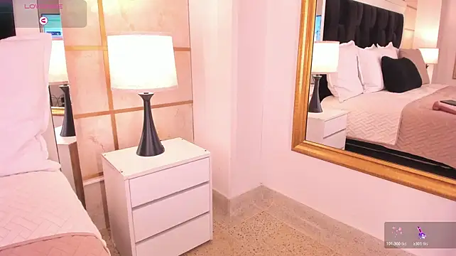 Crystal_Rose__ webcam