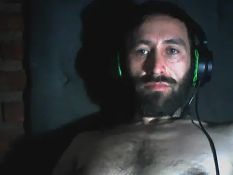 HesARG live cam on StripChat