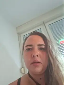 AnnishaX webcam
