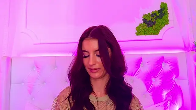 ElisaCharm webcam