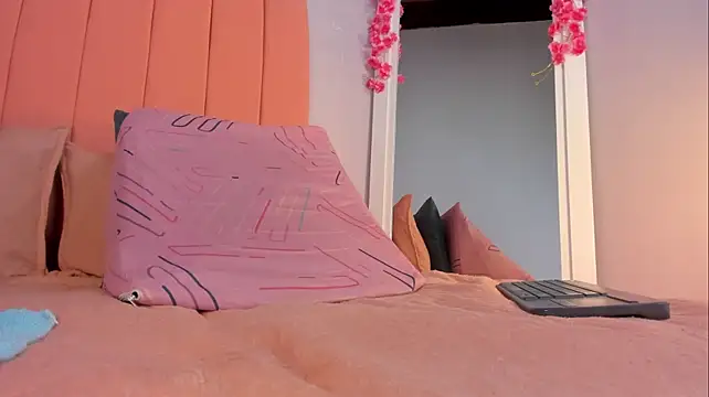 rose_thompson19 webcam