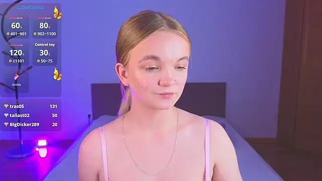 StellaBunny live cam preview