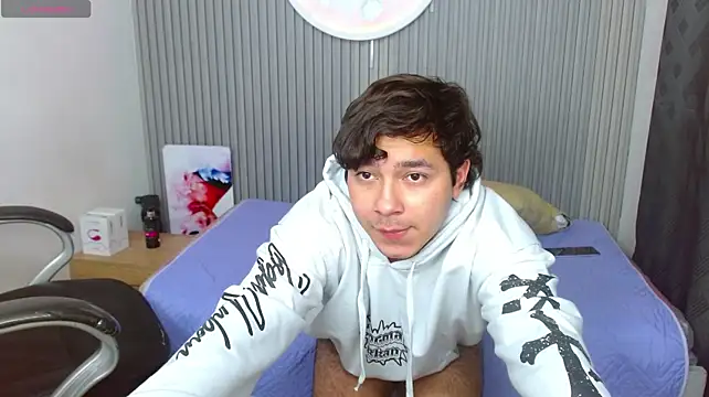 Julian_Smith21 webcam