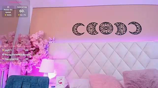 Chloe__fox_