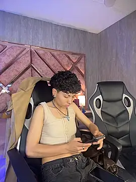 ian_mathias_ webcam
