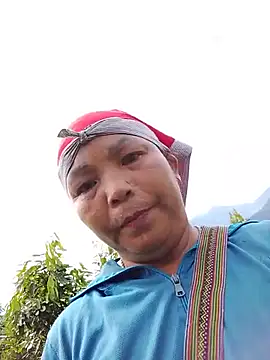 tran-trang live cam preview