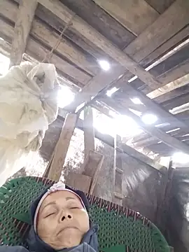 Liucute live cam preview