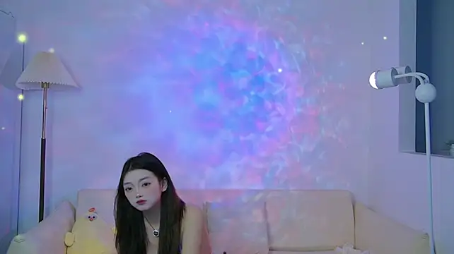 lili-6677