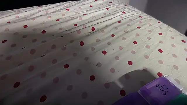 icebergslim281 live cam on StripChat