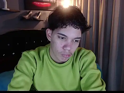 haku_nayro webcam