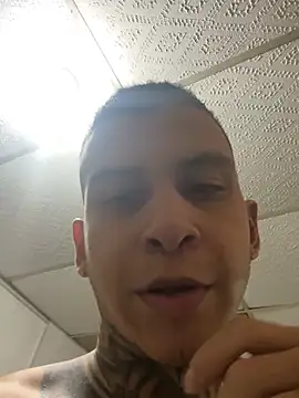 Andrew_san webcam