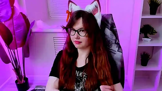 CarolGiggly webcam