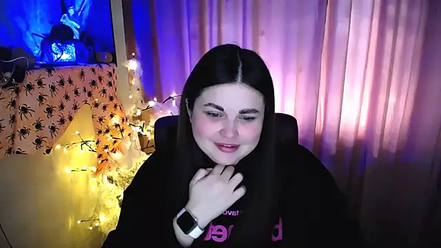 Emily_Mo live cam on StripChat