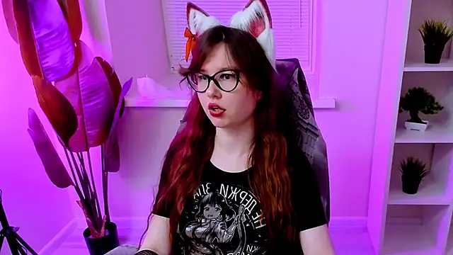 CarolGiggly webcam