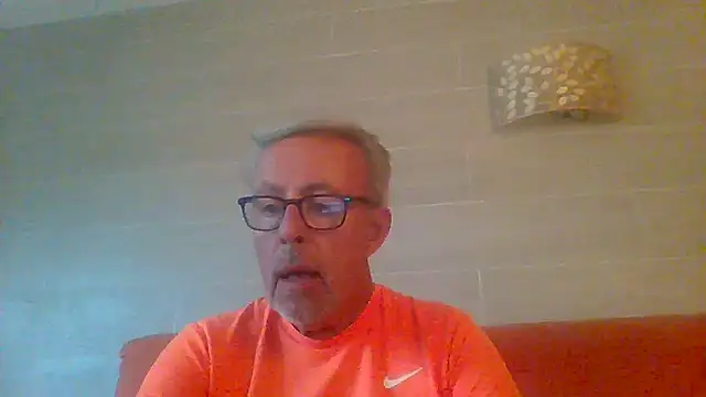 tuggy59 live cam on StripChat
