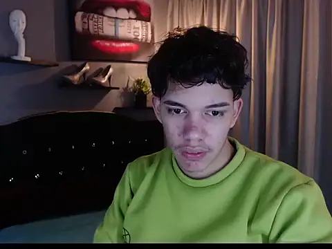 haku_nayro webcam