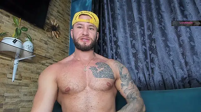 delessandro_world live cam on StripChat