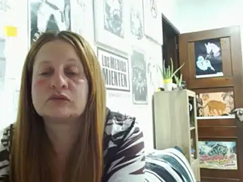 ViioletaMora webcam