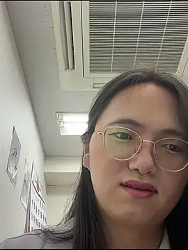 MioyokaRico webcam