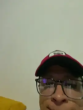 AARON_HO webcam