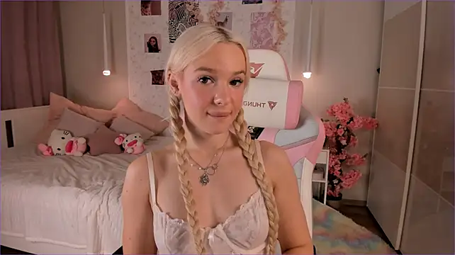 Ella_Lane webcam