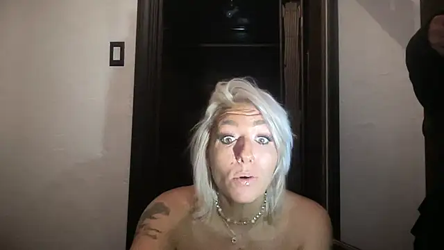 Happyvibes169 webcam