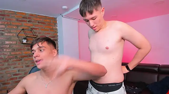 Spaceboyss18 webcam