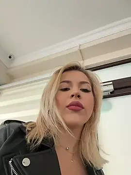 IveySin webcam