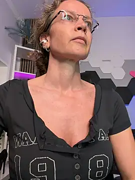 AnnikaRose webcam