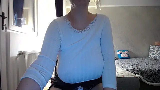 Mary_x