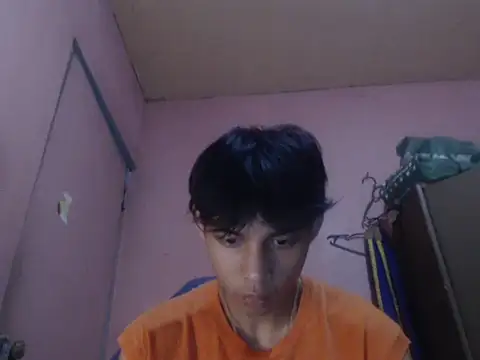 Kyoshi_19 live cam on StripChat