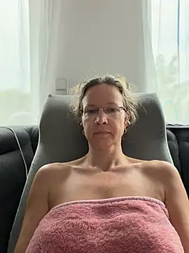 AnnikaRose webcam