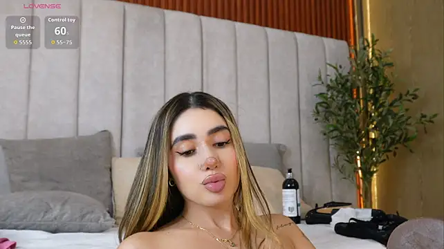 Annyy_Rosse